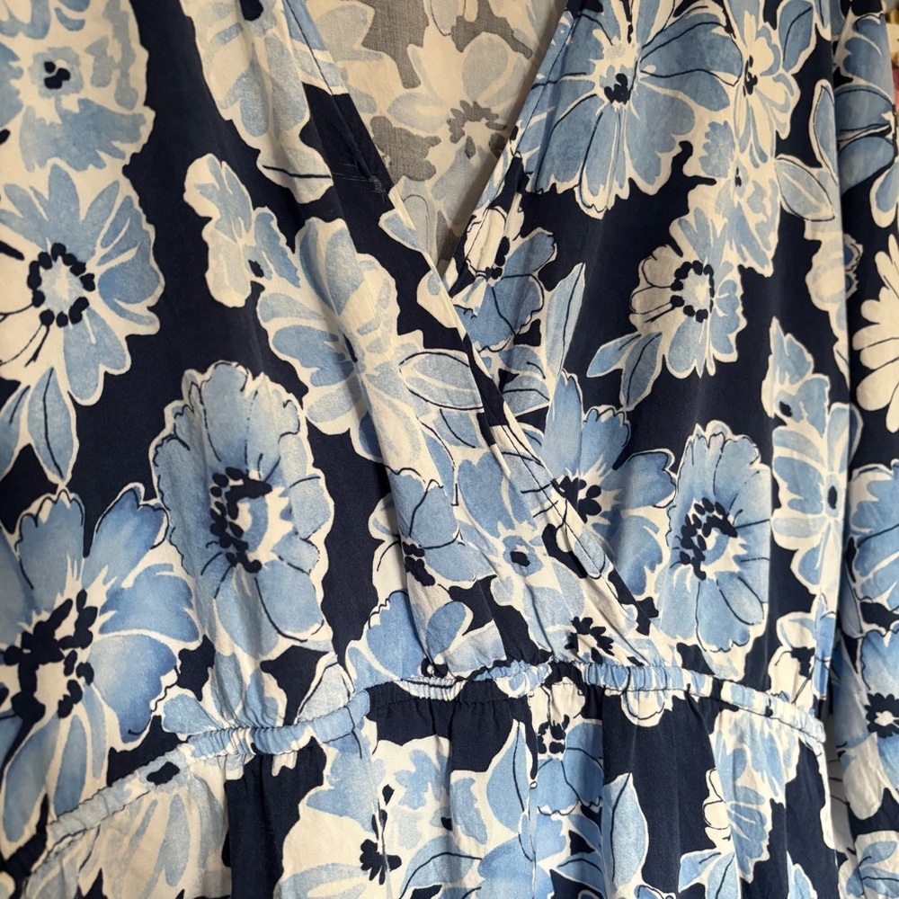 Old Navy Waist-Defined Wrap-Front Dress Size L Blue Watercolor Floral - Picture 4 of 5